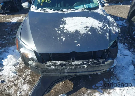 2015 Volkswagen Passat 1.8T S из США, поврежденный, VIN 1VWAT7A36FC071284